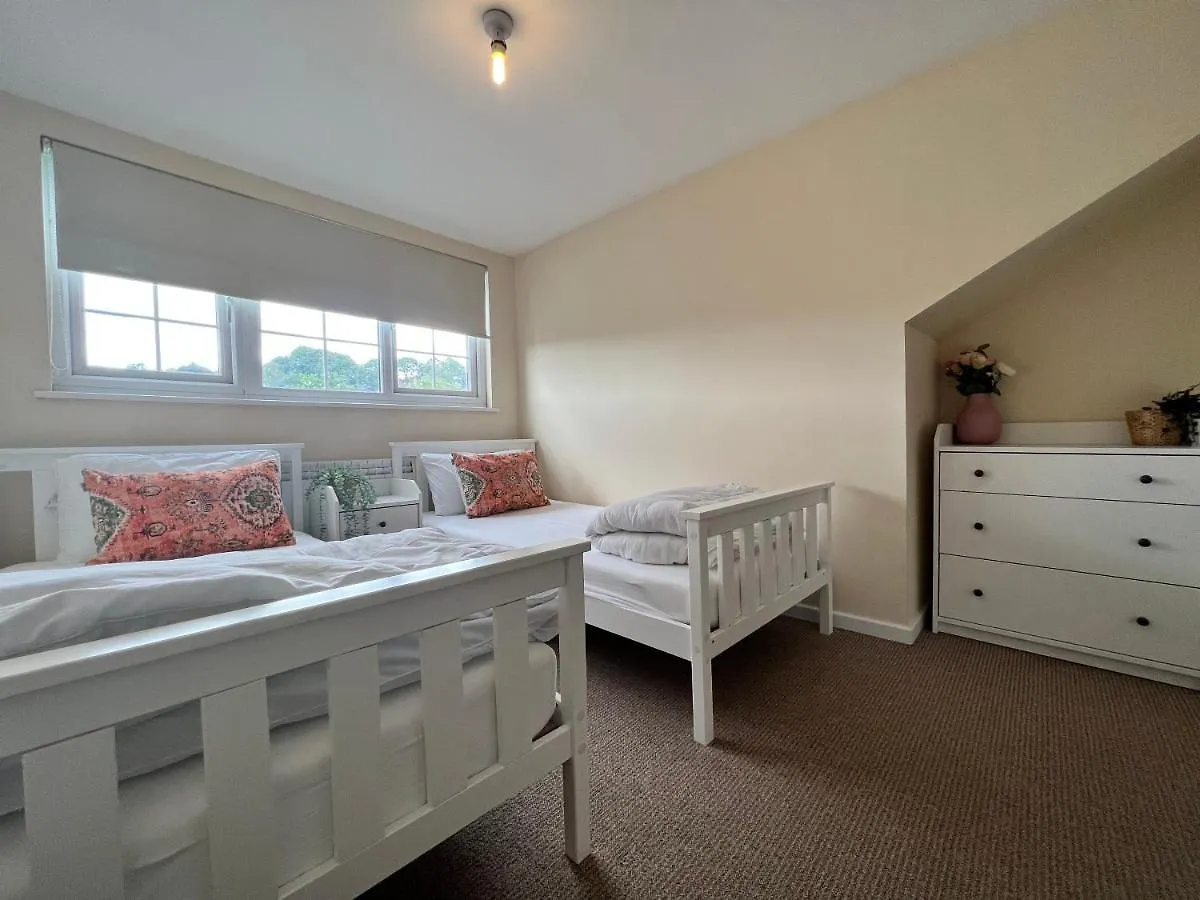 Lovely 2-Bedroom Apartment In A Great Location Nottingham