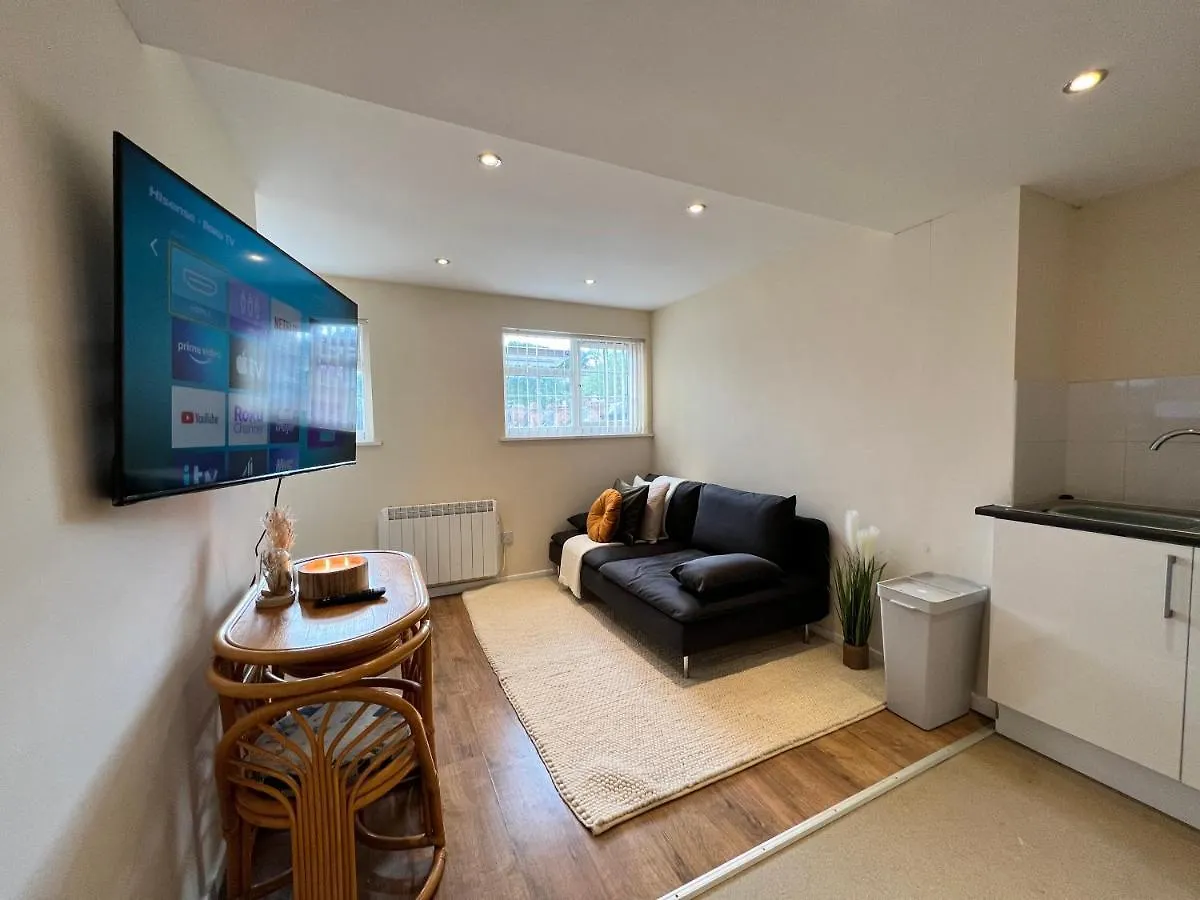 Lovely 2-Bedroom Apartment In A Great Location Nottingham