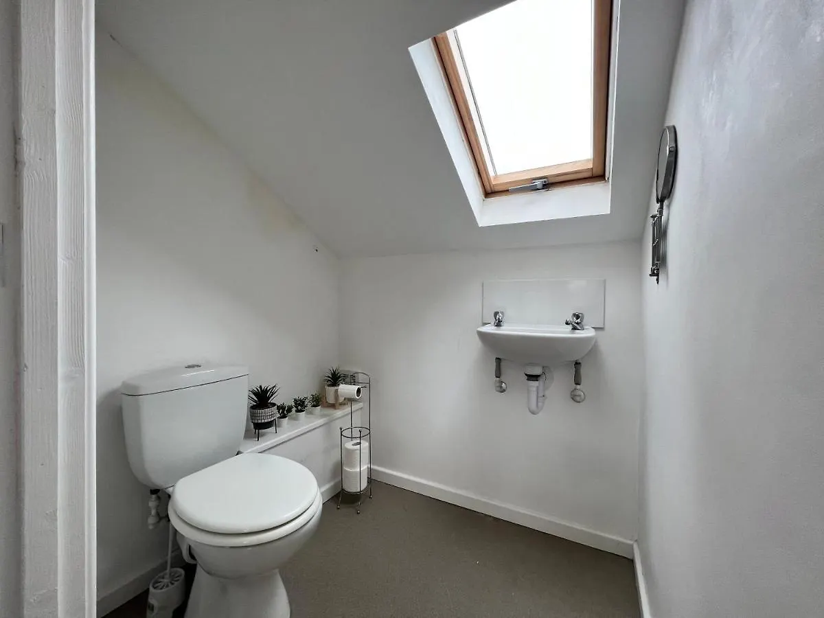 Lovely 2-Bedroom Apartment In A Great Location Nottingham 0*,  United Kingdom